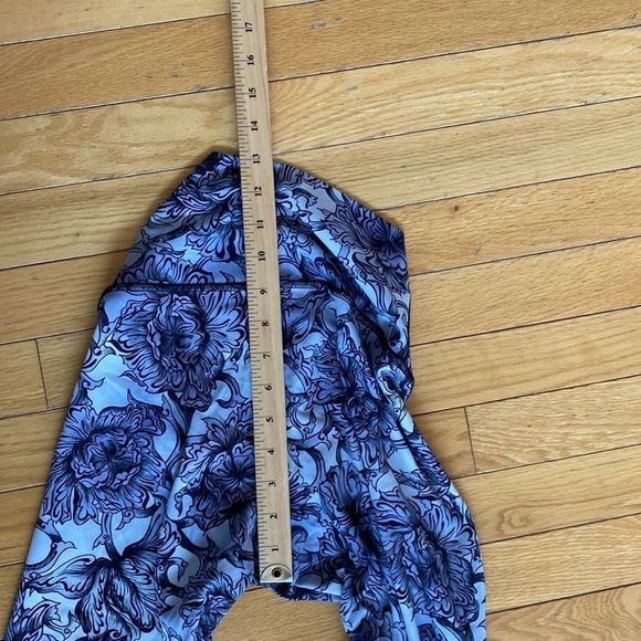 Lululemon wunder under  Crop HR  Size 6 HANB Hanakotoba Starlight Multi - Picture 9 of 9